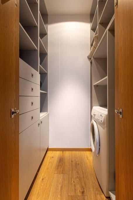 Urbannest Szafarnia 7-71 Apartment กดัญสก์ ภายนอก รูปภาพ